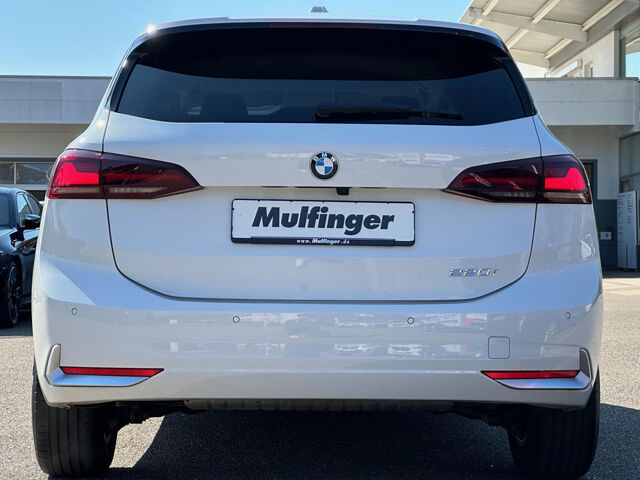 BMW 220 Active Tourer 220i AT. Kamera LED HiFi Widescreen Lenkradheiz Bluetooth Navi Klima PDC el. Fenster Ansicht 6 für Fahrzeugdetailseite