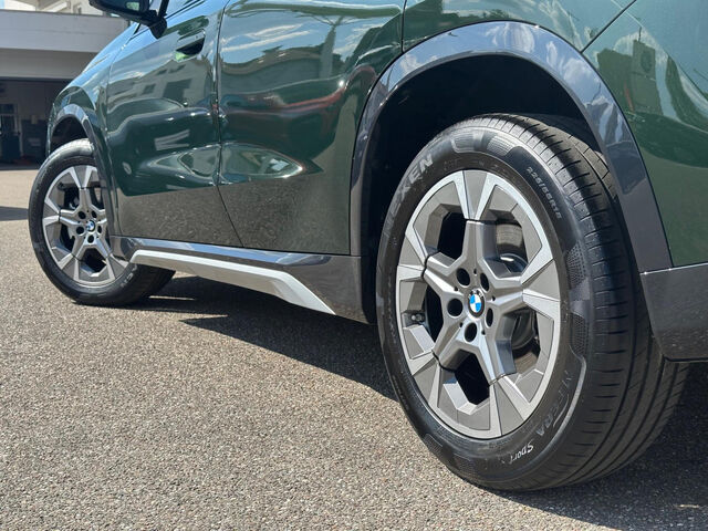 BMW X1 xDrive 20d Sports.HUD ACC SurView.Har/Kar.AHK Bluetooth Navi LED Klima PDC el. Fenster Ansicht 10 für Fahrzeugdetailseite