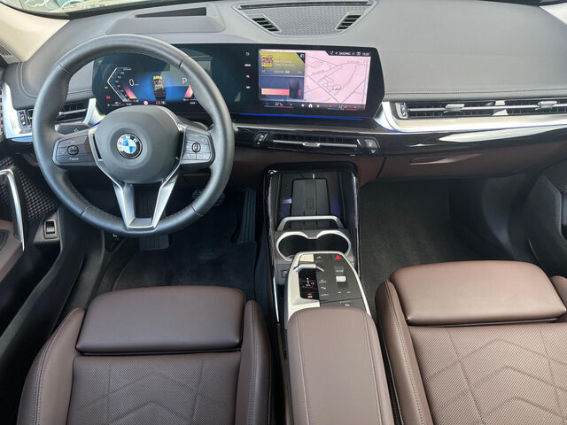 BMW X1 xDrive 20d Sports.HUD ACC SurView.Har/Kar.AHK Bluetooth Navi LED Klima PDC el. Fenster Ansicht 13 für Fahrzeugdetailseite