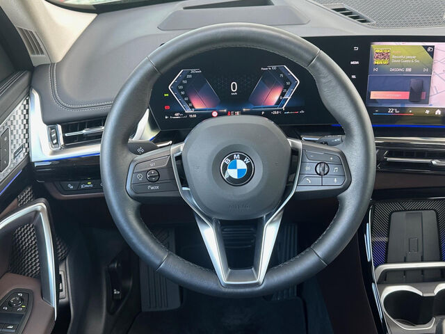 BMW X1 xDrive 20d Sports.HUD ACC SurView.Har/Kar.AHK Bluetooth Navi LED Klima PDC el. Fenster Ansicht 14 für Fahrzeugdetailseite