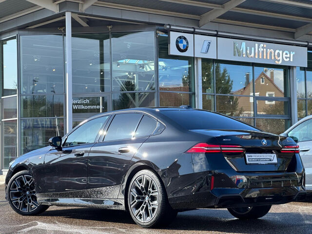 BMW 520 d xDr.M Sport Standh.AHK SurView Sitzbel.20 Sportpaket Bluetooth HUD Navi LED Vollleder Klima Sta Ansicht 8 für Fahrzeugdetailseite
