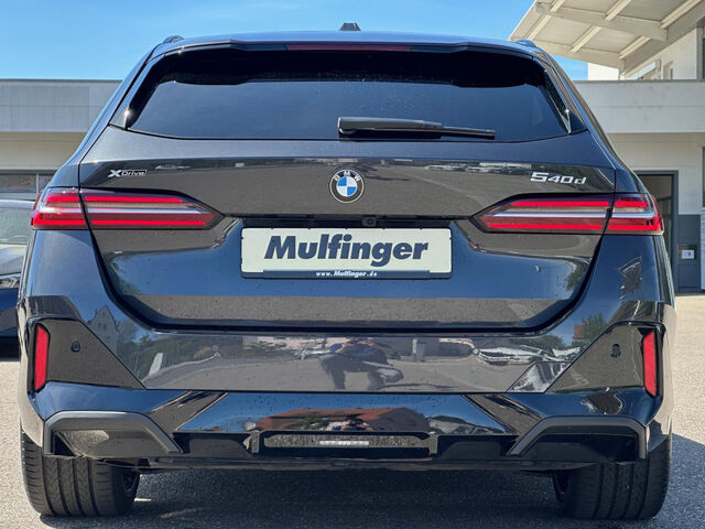 BMW 540 d T.xDr.M Sport HUD Standh.AutobahnAss.AHK 21 Sportpaket Bluetooth Navi LED Klima Standhzg PDC el Ansicht 8 für Fahrzeugdetailseite