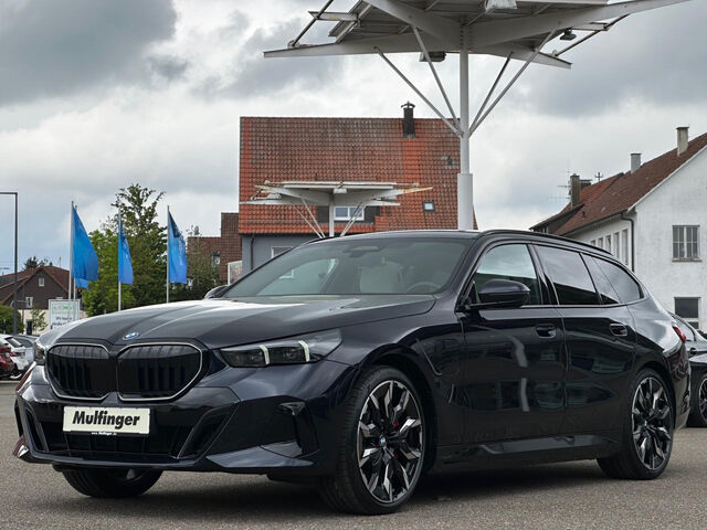 BMW 550 e xDr.T.M Sport Pro ACC PanoD.360Â° B+W.AHK21 Sportpaket Bluetooth HUD Navi LED Klima Standhzg Ansicht 4 für Fahrzeugdetailseite