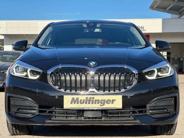 BMW 118 d Sport-Aut.Kamera LivePro.HiFi LED Sitzh.17 Bluetooth Navi Klima PDC el. Fenster Ansicht 4 für Fahrzeugdetailseite