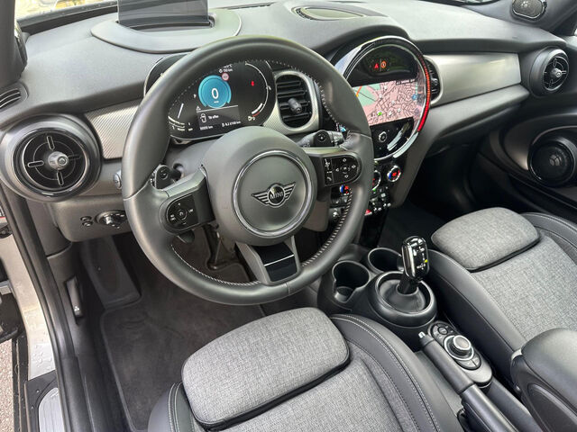 MINI Cooper S HUD PanoD.Kamera Navi Ha/Ka DrivAss.LED Bluetooth Head Up Display Klima Einparkhilfe el. Fe Ansicht 12 für Fahrzeugdetailseite