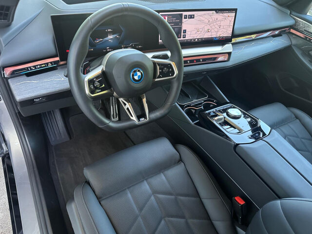 BMW i5 e40 M Sport IntAktivL.Sitzbel.Bow&Wil.AHK 20 Sportpaket Bluetooth HUD Navi LED Klima Aktivlenkung Ansicht 12 für Fahrzeugdetailseite
