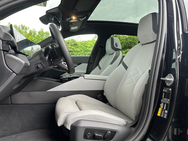 BMW 530 e xDr.M Sport Pro IntAktiv.ACC Pano.B&W AHK21 Sportpaket Bluetooth HUD Navi LED Vollleder Klima A Ansicht 11 für Fahrzeugdetailseite