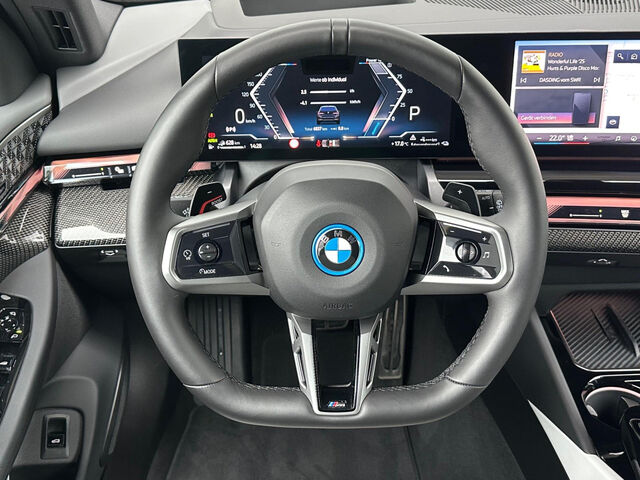 BMW 530 e xDr.M Sport Pro IntAktiv.ACC Pano.B&W AHK21 Sportpaket Bluetooth HUD Navi LED Vollleder Klima A Ansicht 14 für Fahrzeugdetailseite
