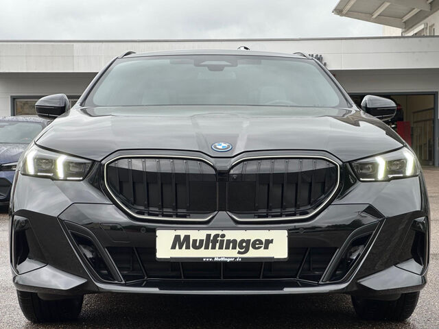 BMW 530 e xDr.M Sport Pro IntAktiv.ACC Pano.B&W AHK21 Sportpaket Bluetooth HUD Navi LED Vollleder Klima A Ansicht 3 für Fahrzeugdetailseite