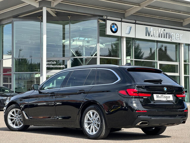BMW 530 d Touring Sports.Kamera LiveProf.Sitzheiz.AHK Bluetooth Navi LED Klima PDC el. Fenster Ansicht 8 für Fahrzeugdetailseite
