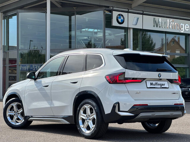 BMW X1 x20d Sports.HUD SuView.LiveProf.Lenkradh.18 Bluetooth Navi LED Vollleder Klima PDC el. Fenster Ansicht 9 für Fahrzeugdetailseite