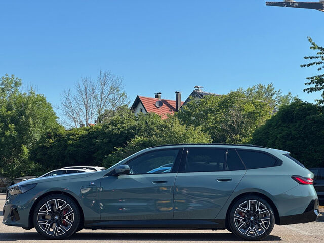BMW 550 e T.xDr.M Sport Pro ACC 360Â°Pano.Sitzbel.AHK Sportpaket Bluetooth HUD Navi LED Vollleder Klima Ansicht 5 für Fahrzeugdetailseite