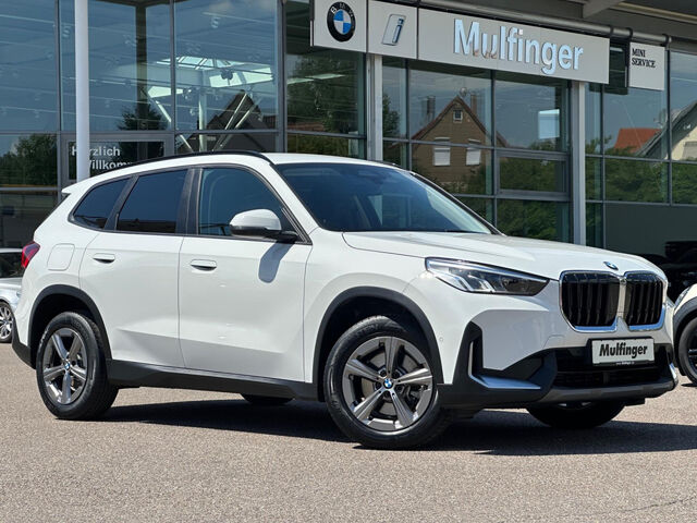BMW X1 sDrive 20i Navi Kamera LED Sitzheizung 17 Bluetooth Klima PDC el. Fenster Ansicht 2 für Fahrzeugdetailseite