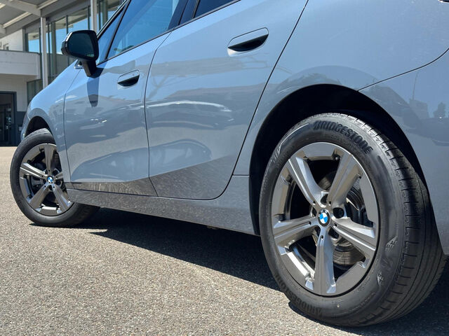 BMW 223 Active Tourer 223d xDrive AT.Sports.HUD ACC SuView Ad-LED AHK Bluetooth Navi Klima PDC el. Fenster Ansicht 10 für Fahrzeugdetailseite