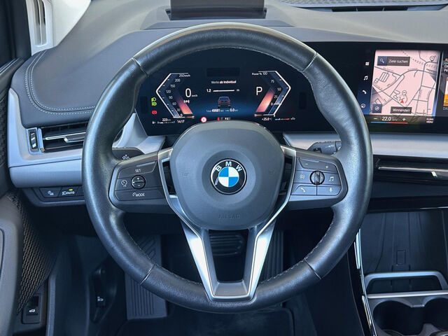 BMW 223 Active Tourer 223d xDrive AT.Sports.HUD ACC SuView Ad-LED AHK Bluetooth Navi Klima PDC el. Fenster Ansicht 14 für Fahrzeugdetailseite