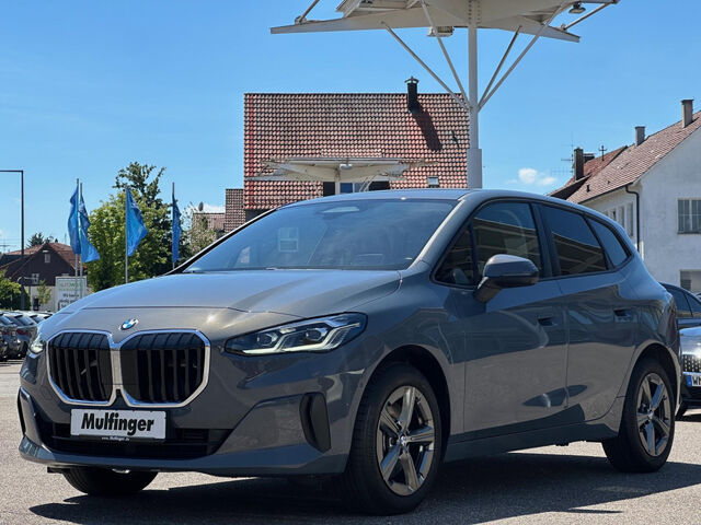 BMW 223 Active Tourer 223d xDrive AT.Sports.HUD ACC SuView Ad-LED AHK Bluetooth Navi Klima PDC el. Fenster Ansicht 3 für Fahrzeugdetailseite