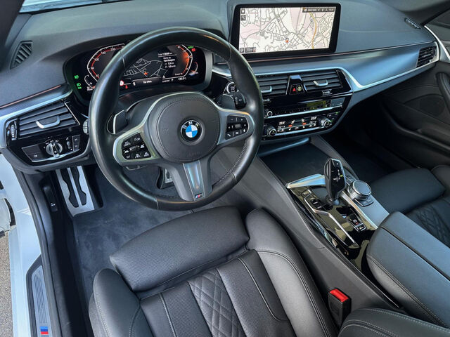 BMW 530 d xDr.T.M Sport ACC LiveProf.Kamera HiFi AHK Sportpaket Bluetooth Navi LED Vollleder Klima PDC el Ansicht 11 für Fahrzeugdetailseite