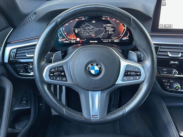 BMW 530 d xDr.T.M Sport ACC LiveProf.Kamera HiFi AHK Sportpaket Bluetooth Navi LED Vollleder Klima PDC el Ansicht 13 für Fahrzeugdetailseite
