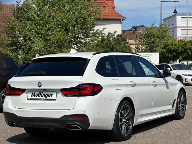 BMW 530 d xDr.T.M Sport ACC LiveProf.Kamera HiFi AHK Sportpaket Bluetooth Navi LED Vollleder Klima PDC el Ansicht 6 für Fahrzeugdetailseite