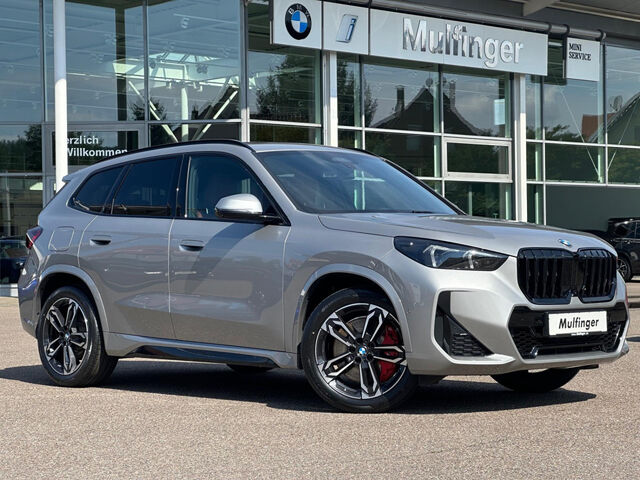 BMW X1 x23d M Sport PRO Massage ACC Pano.360Â°H/K.AHK Sportpaket Bluetooth HUD Navi LED Klima PDC el. Ansicht 2 für Fahrzeugdetailseite