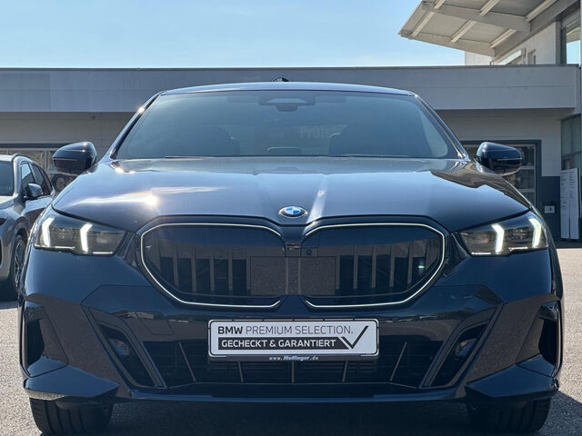 BMW 540 d xDr.M Sport Pro AutobhanAss.Bow&Wil.AHK 21 Sportpaket Bluetooth HUD Navi LED Vollleder Klima PD Ansicht 3 für Fahrzeugdetailseite