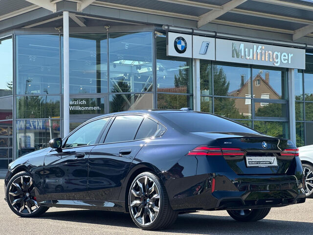 BMW 540 d xDr.M Sport Pro AutobhanAss.Bow&Wil.AHK 21 Sportpaket Bluetooth HUD Navi LED Vollleder Klima PD Ansicht 9 für Fahrzeugdetailseite