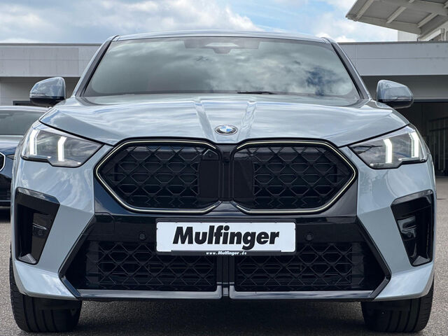 BMW X2 s20d M Sport Pro HUD ACC AktivS.Icon.SuView20 Sportpaket Bluetooth Navi LED Vollleder Klima PDC e Ansicht 3 für Fahrzeugdetailseite