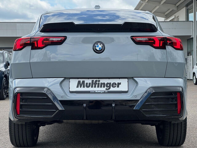 BMW X2 s20d M Sport Pro HUD ACC AktivS.Icon.SuView20 Sportpaket Bluetooth Navi LED Vollleder Klima PDC e Ansicht 8 für Fahrzeugdetailseite