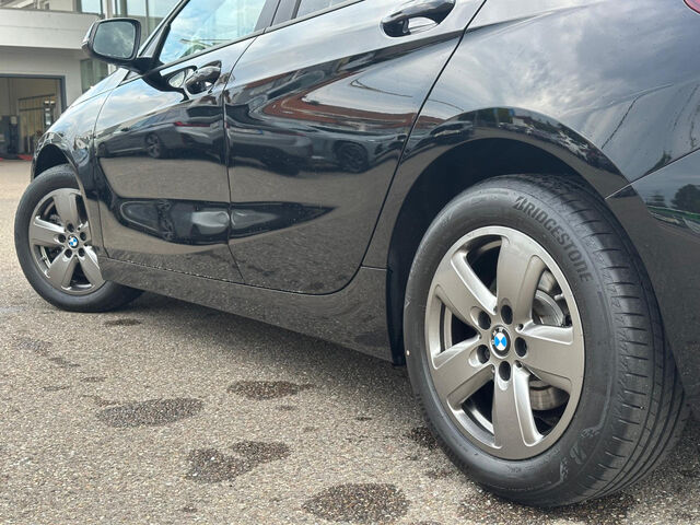 BMW 118 i LiveProf.Kamera LED Lenkradh.Tempom.Lordose Bluetooth Navi Klima PDC el. Fenster Ansicht 9 für Fahrzeugdetailseite