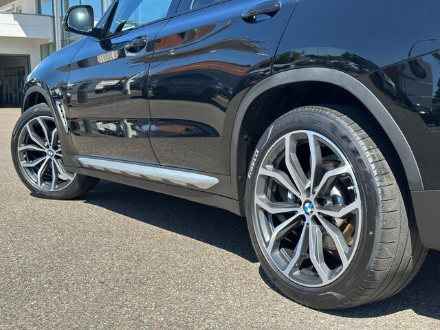 BMW X3 x20d Sports.ACC Kamera HiFi Live-Prof AHK 20 Bluetooth Navi LED Vollleder Klima PDC el. Fenster Ansicht 10 für Fahrzeugdetailseite