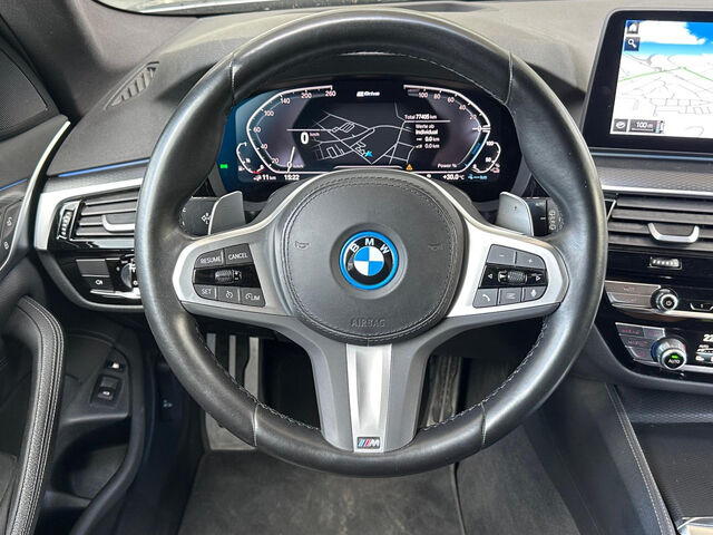 BMW 530 e T.M Sport Pro HUD Sitzbel.SoftCl.SuView.19 Sportpaket Bluetooth Navi LED Vollleder Klima PDC el Ansicht 14 für Fahrzeugdetailseite