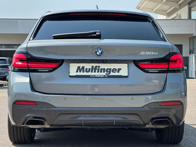 BMW 530 e T.M Sport Pro HUD Sitzbel.SoftCl.SuView.19 Sportpaket Bluetooth Navi LED Vollleder Klima PDC el Ansicht 8 für Fahrzeugdetailseite