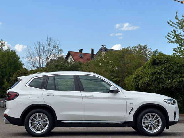 BMW X3 x30e Sports.HUD SurView.LiveProf.HiFi DrivAss Bluetooth Navi LED Klima Standhzg PDC el. Fenster Ansicht 6 für Fahrzeugdetailseite