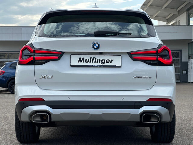BMW X3 x30e Sports.HUD SurView.LiveProf.HiFi DrivAss Bluetooth Navi LED Klima Standhzg PDC el. Fenster Ansicht 8 für Fahrzeugdetailseite