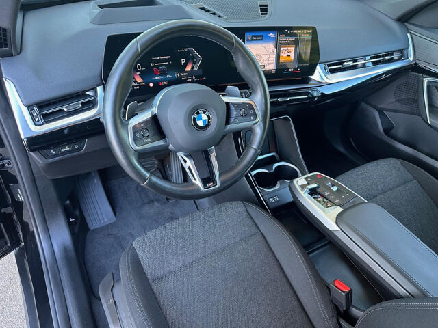 BMW X1 s20i HUD Sur-View Ad-LED Live-Prof.KomfZ.18 Bluetooth Navi Klima PDC el. Fenster Ansicht 12 für Fahrzeugdetailseite