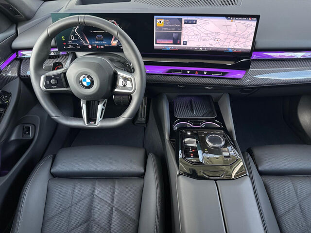 BMW 520 d xDr.T. M Sport Standh.PanoD.AHK Sitzbel.20 Sportpaket Bluetooth HUD Navi LED Vollleder Klima St Ansicht 12 für Fahrzeugdetailseite
