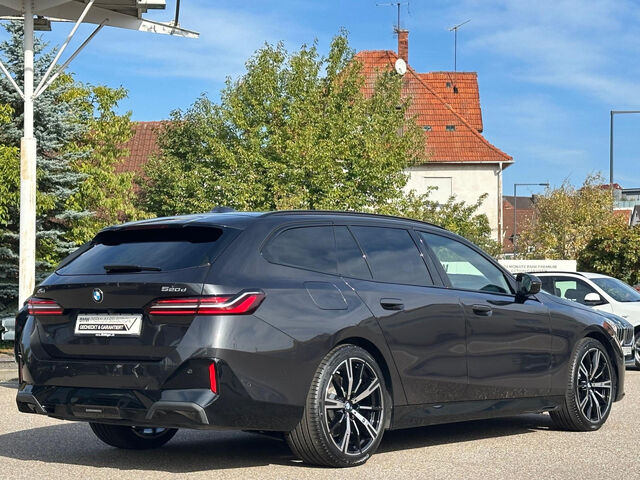 BMW 520 d xDr.T. M Sport Standh.PanoD.AHK Sitzbel.20 Sportpaket Bluetooth HUD Navi LED Vollleder Klima St Ansicht 6 für Fahrzeugdetailseite