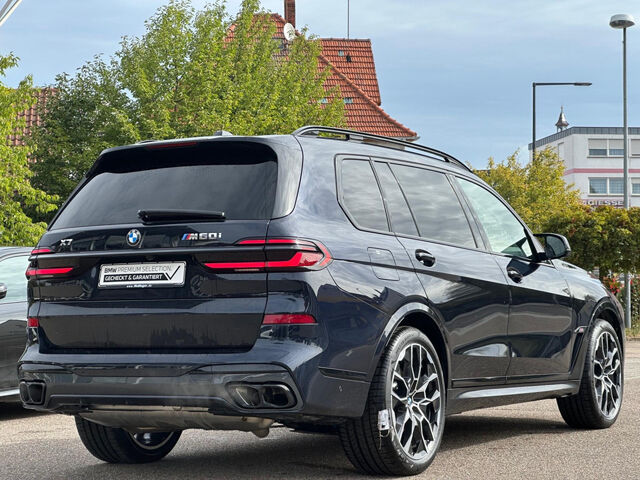 BMW X7 M60i M Pro 6-Sitze Sky AHK eh-UPE: 155619,- Sportpaket Bluetooth HUD Navi LED Vollleder Klima Luf Ansicht 4 für Fahrzeugdetailseite