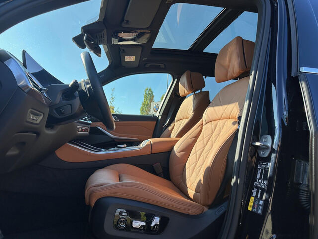 BMW X5 x50e M Sport Iconic IntAkt.Sky Soft KomfS.AHK Sportpaket Bluetooth HUD Navi LED Klima Luftfederun Ansicht 9 für Fahrzeugdetailseite