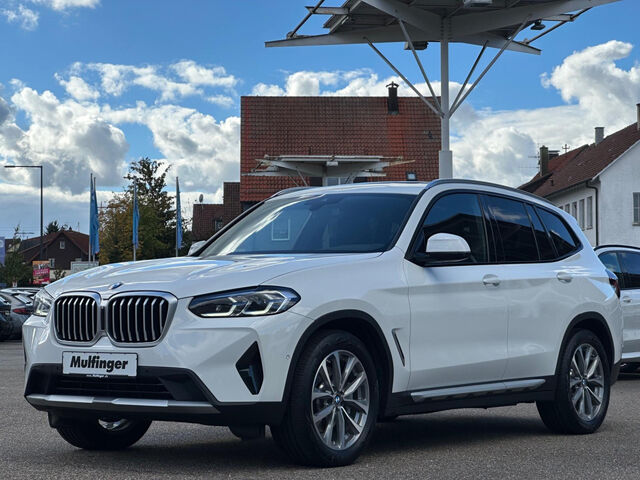 BMW X3 x30i Sports.HUD PanoD.Kamera KomfZug HiFi 19 Bluetooth Navi Klima PDC el. Fenster Ansicht 4 für Fahrzeugdetailseite