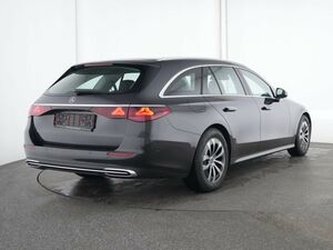 MERCEDES-BENZ E 220 T d Avantgarde*AHK*...