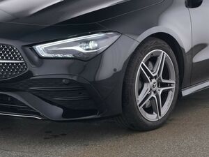 MERCEDES-BENZ CLA 200 Shooting Brake AMG Line Advanced Plus...
