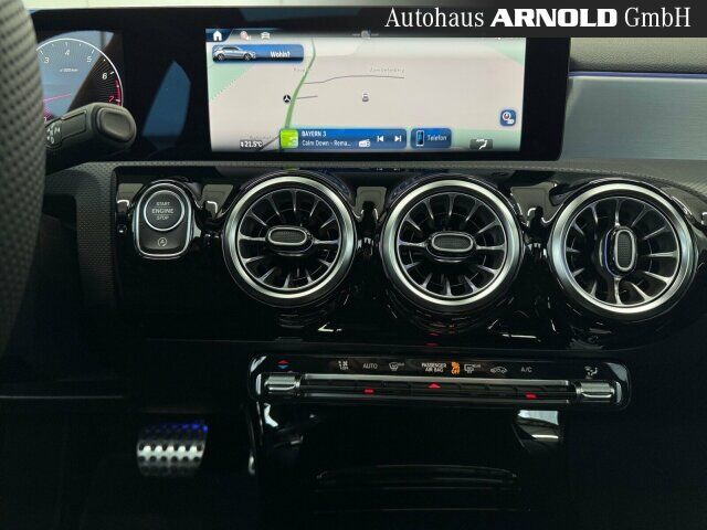 MERCEDES-BENZ A 200 AMG-Line Ansicht 10 für Fahrzeugdetailseite