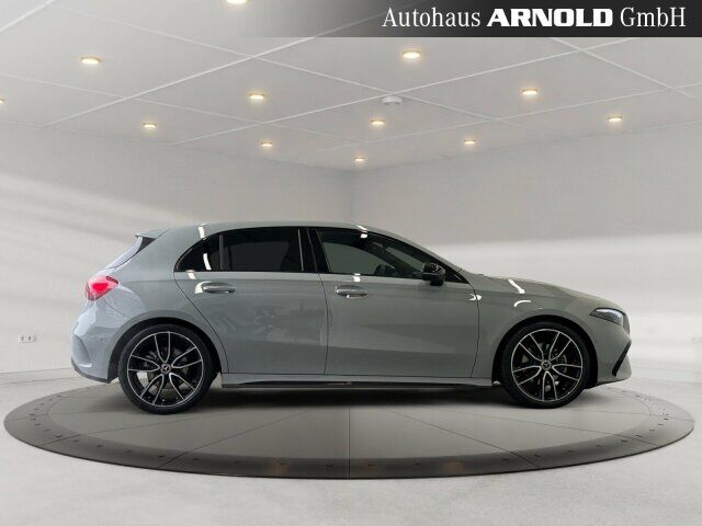 MERCEDES-BENZ A 200 AMG-Line Ansicht 5 für Fahrzeugdetailseite