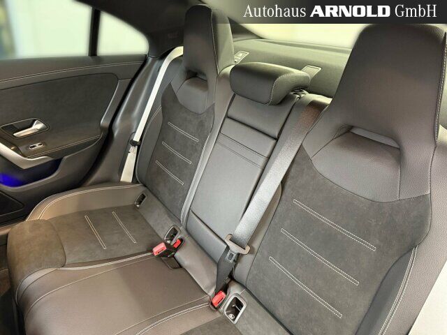 MERCEDES-BENZ CLA 200 Coupe AMG-Line Ansicht 13 für Fahrzeugdetailseite