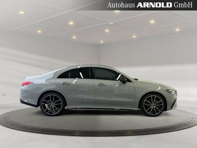 MERCEDES-BENZ CLA 200 Coupe AMG-Line Ansicht 5 für Fahrzeugdetailseite