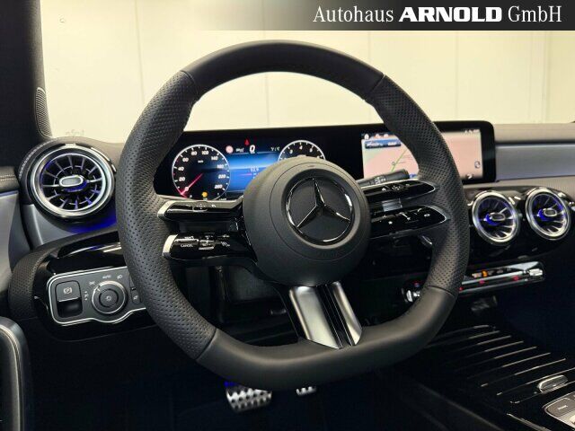 MERCEDES-BENZ CLA 200 Coupe AMG-Line Ansicht 9 für Fahrzeugdetailseite