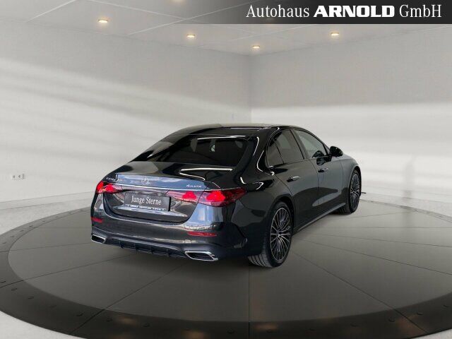 MERCEDES-BENZ E 450 d 4M AMG-Line Ansicht 4 für Fahrzeugdetailseite