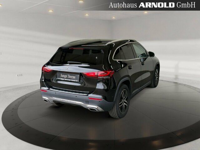 MERCEDES-BENZ GLA 200 Progressive Ansicht 4 für Fahrzeugdetailseite