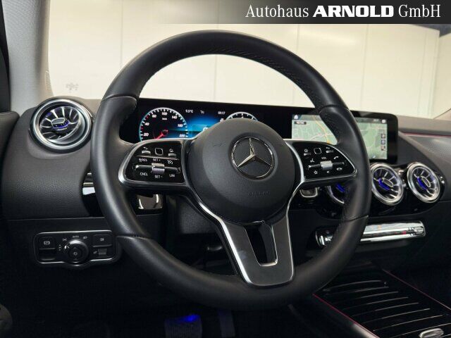 MERCEDES-BENZ GLA 200 Progressive Ansicht 9 für Fahrzeugdetailseite